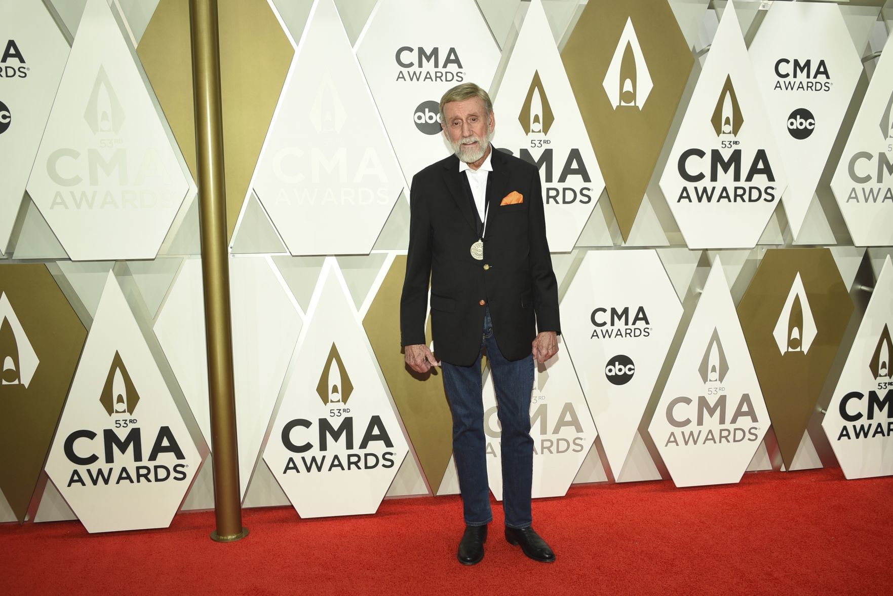 53rd Annual CMA Awards - Arrivals